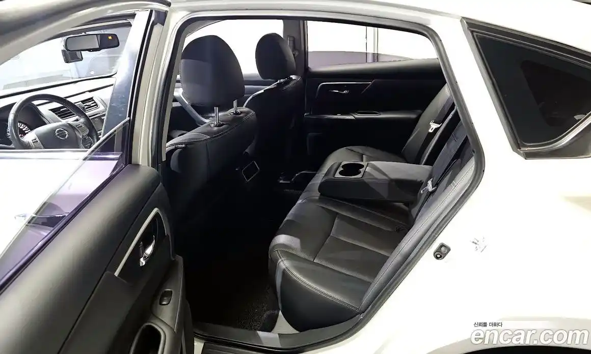 Nissan Altima 2017 2.5 гидро в Москве № 285052, фото 11