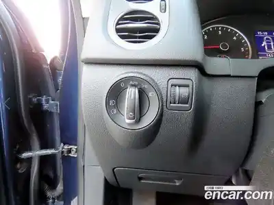 Volkswagen Tiguan 2016 2.0 гидро в Москве № 1198408, миниатюра 12
