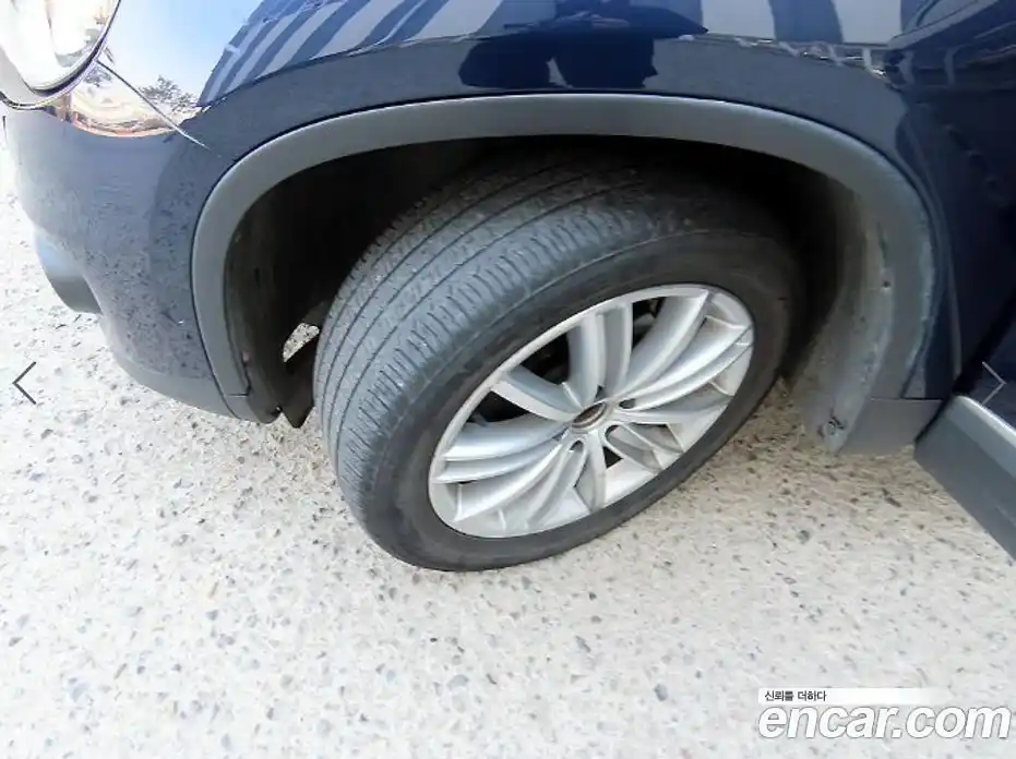 Volkswagen Tiguan 2016 2.0 гидро в Москве № 1198408, фото 20