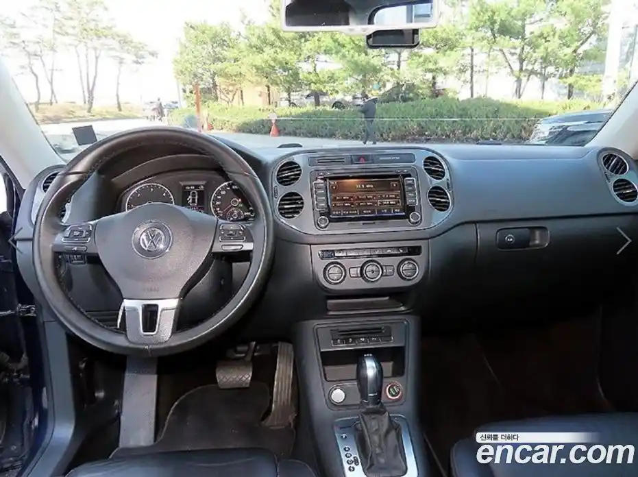 Volkswagen Tiguan 2016 2.0 гидро в Москве № 1198408, фото 7