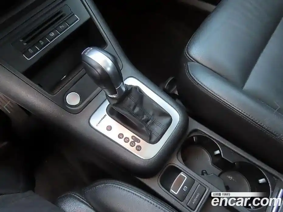 Volkswagen Tiguan 2016 2.0 гидро в Москве № 1198408, фото 10