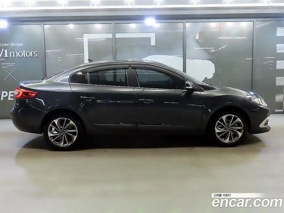 Renault SM3 2014 1.6 гидро в Москве № 1244777, фото 3