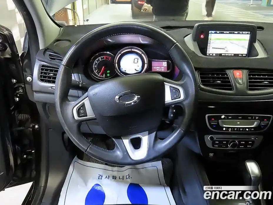 Renault SM3 2014 1.6 гидро в Москве № 1244777, фото 8