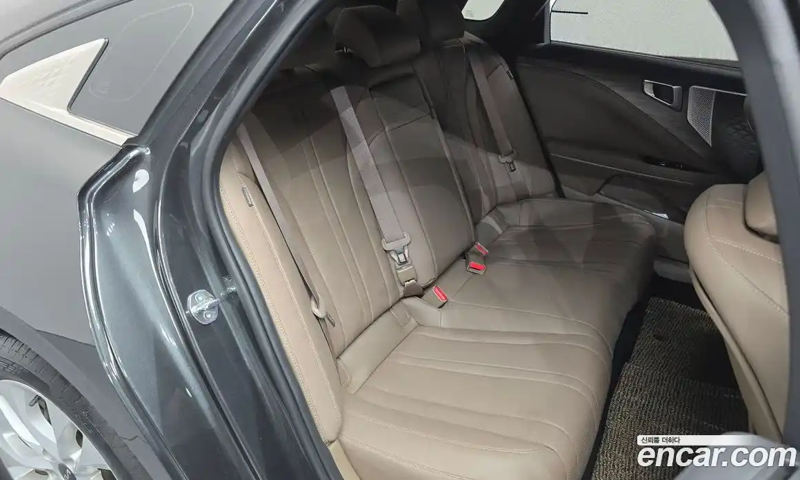 Kia K8 2023 2.5 Автомат в Москве № 1244940, фото 12