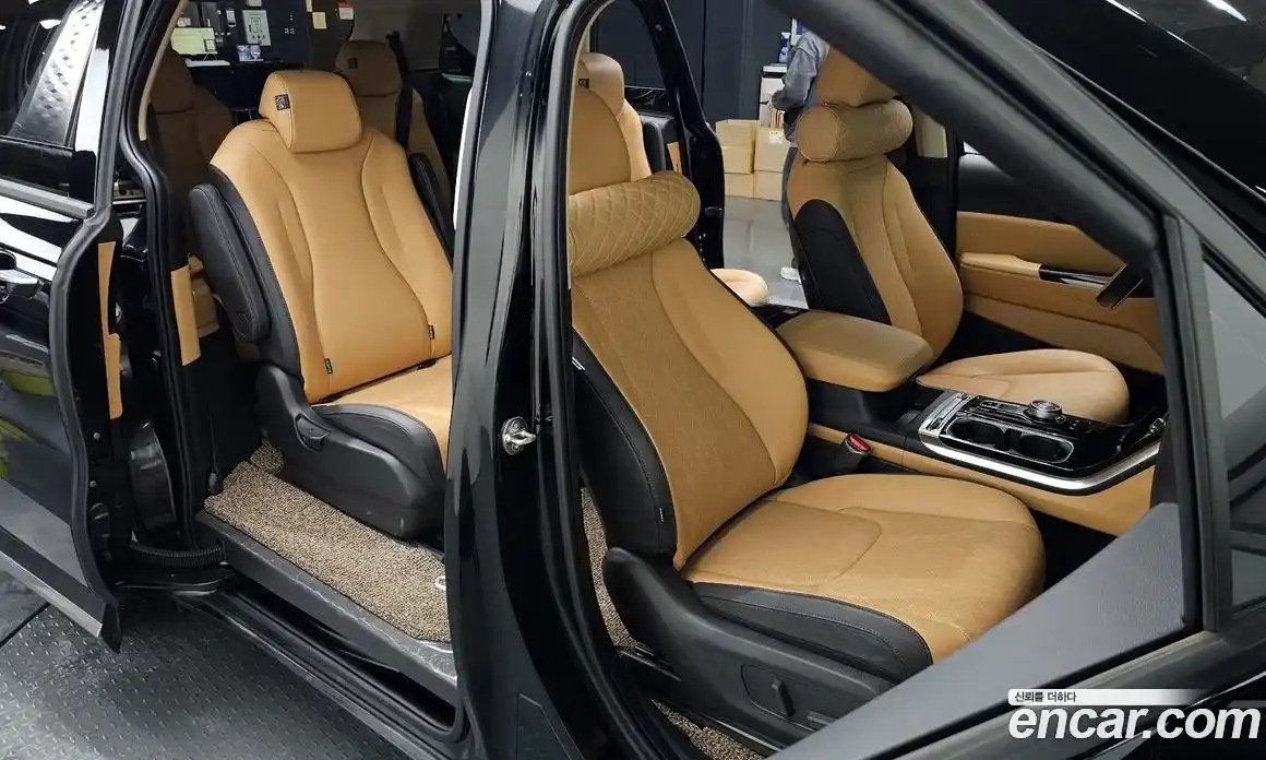 Kia Canival 2023 2.2 Автомат в Москве № 1245007, фото 12