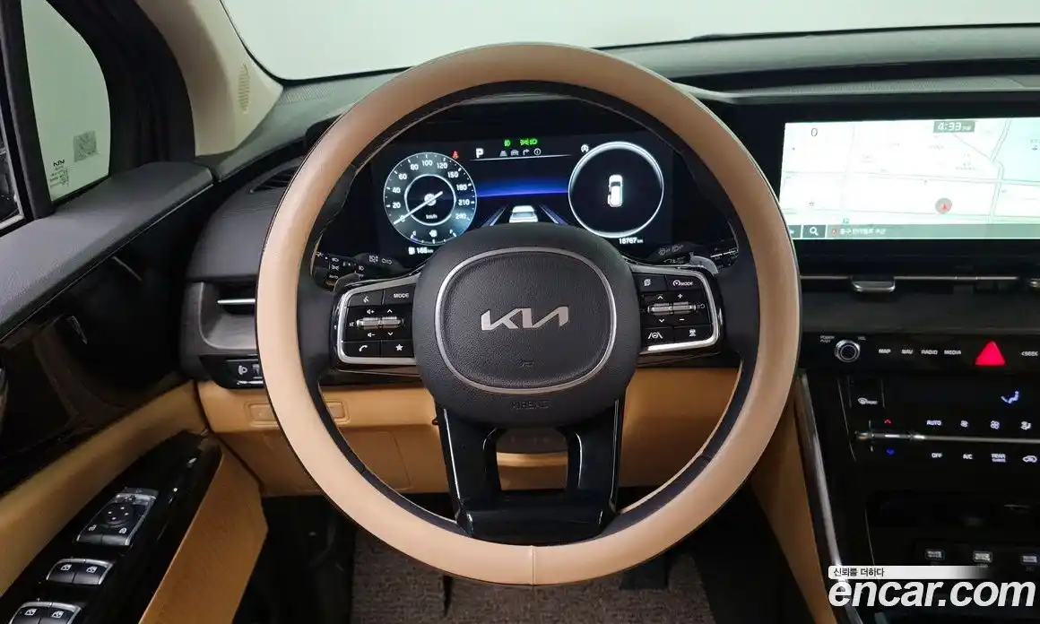 Kia Canival 2023 2.2 Автомат в Москве № 1245007, фото 13