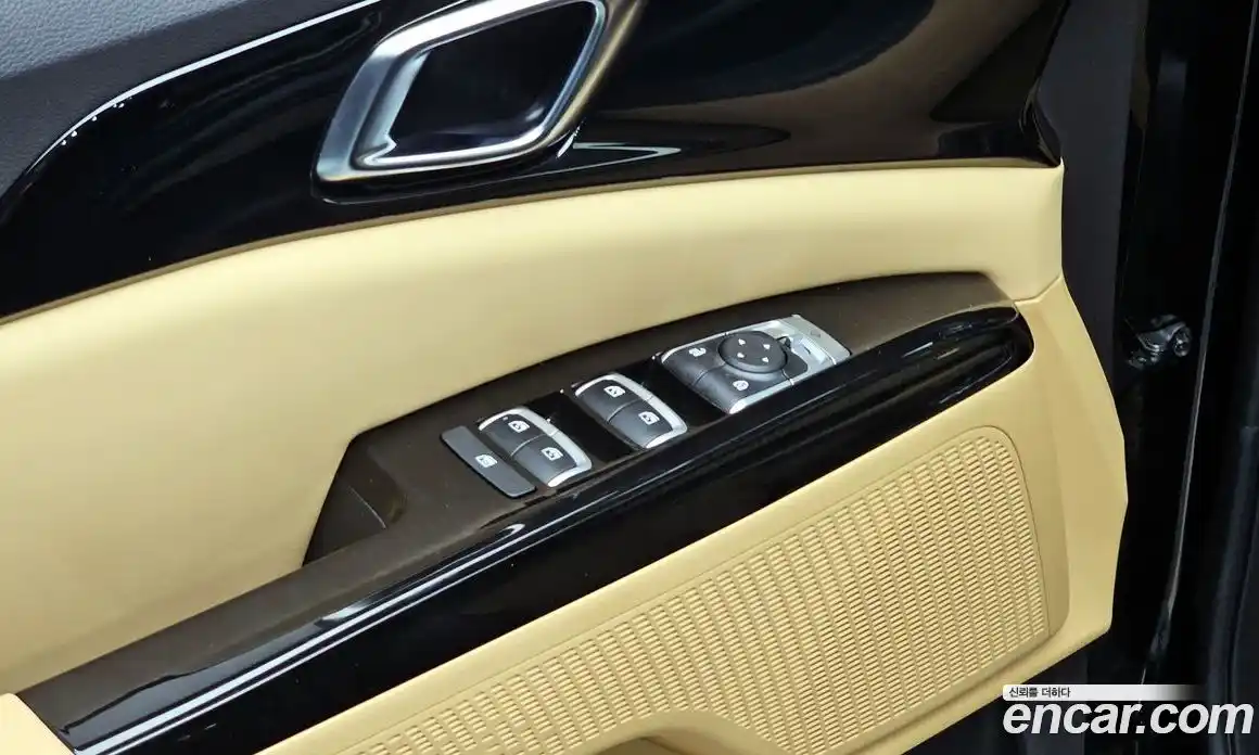 Kia Canival 2023 2.2 Автомат в Москве № 1245007, фото 18