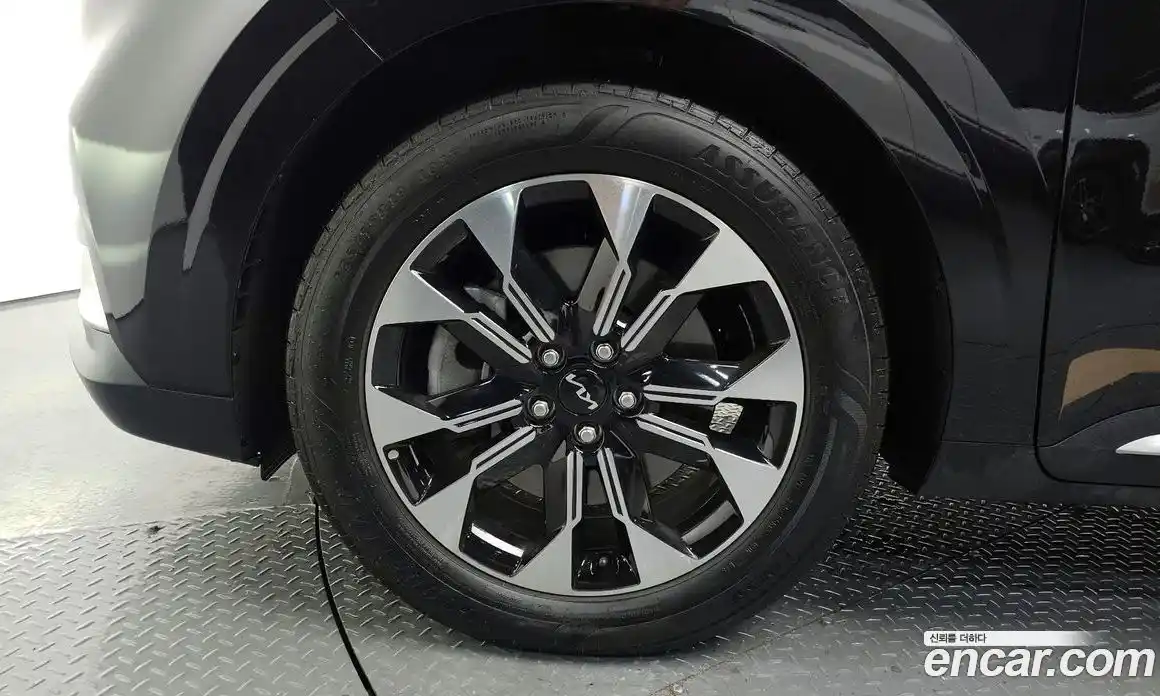 Kia Canival 2023 2.2 Автомат в Москве № 1245007, фото 5