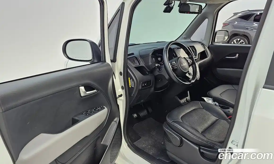 Kia Ray 2023 1.0 Автомат в Москве № 1245079, фото 10