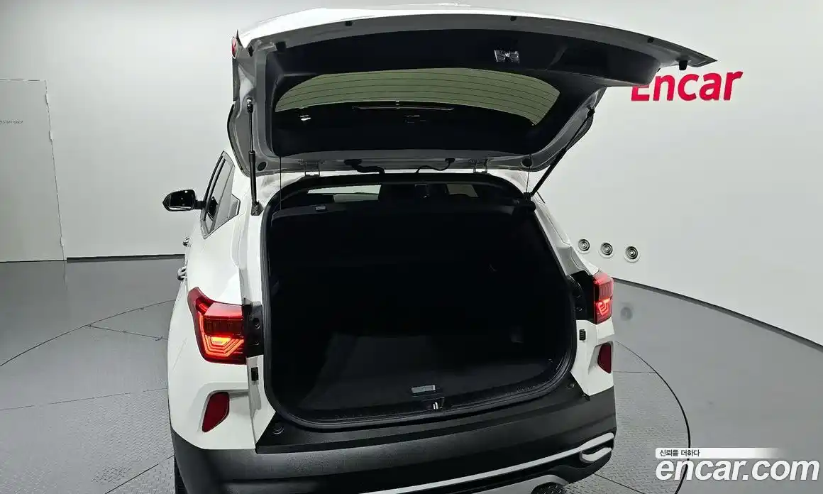 Kia Seltos 2020 1.6 гидро в Москве № 1245151, фото 20