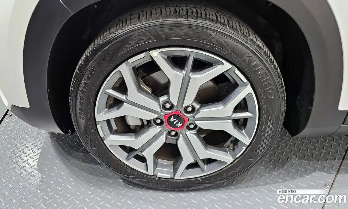 Kia Seltos 2020 1.6 гидро в Москве № 1245151, фото 5