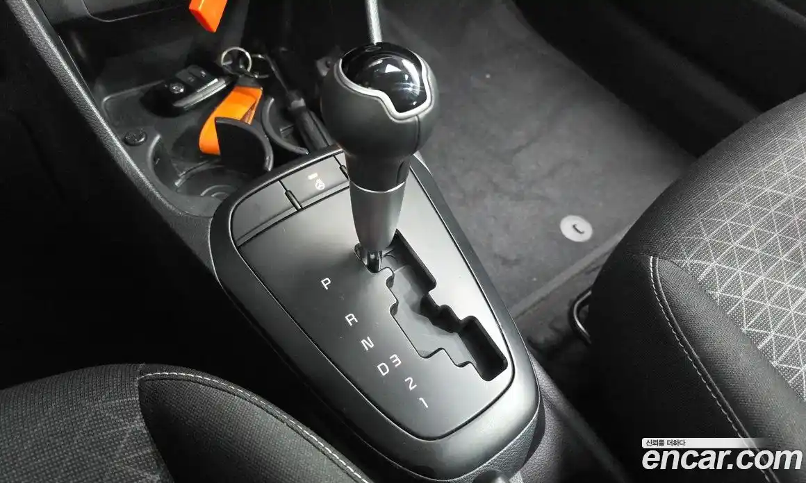 Kia Morning 2023 1.0 Автомат в Москве № 1245171, фото 9