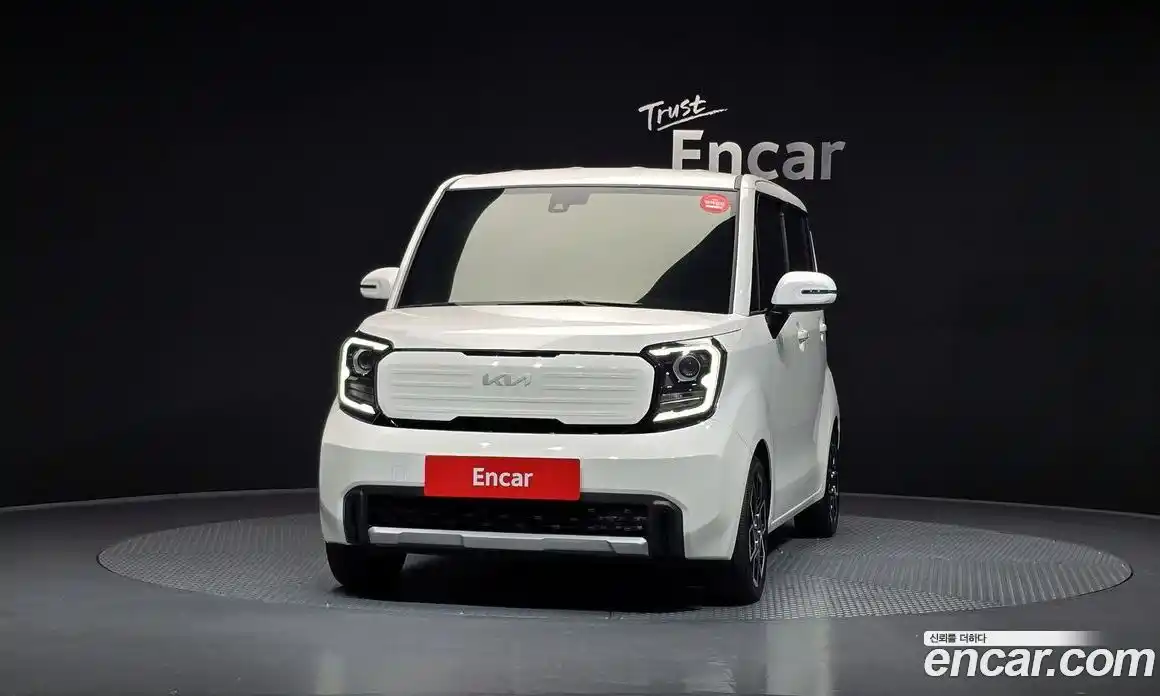 Kia Ray 2023 1.0 Автомат в Москве № 1245193, фото 3