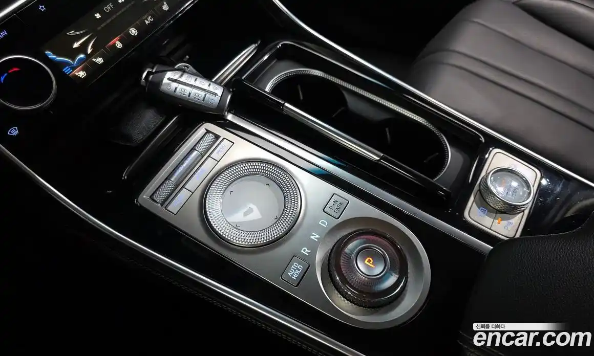 Genesis GV80 2022 2.5 Автомат в Москве № 1245439, фото 9