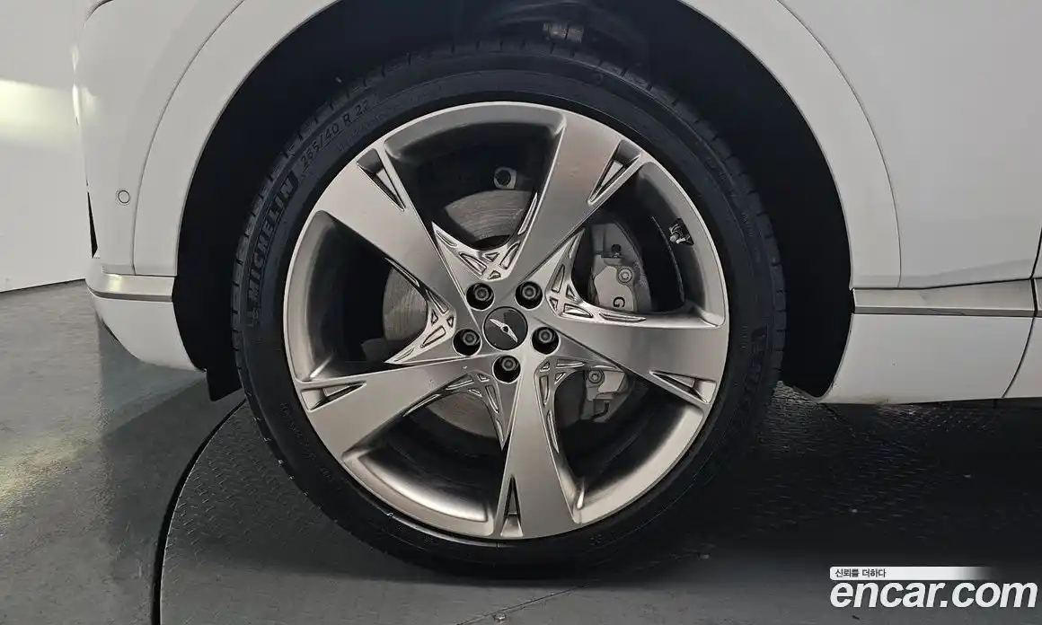 Genesis GV80 2023 2.5 Автомат в Москве № 1245440, фото 4