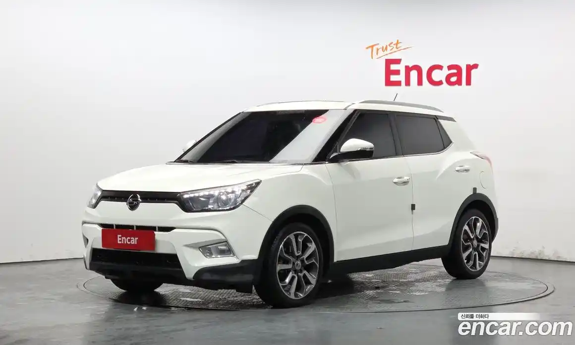 SsangYong TIBOLI 2015 1.6 Автомат в Москве № 1246200, фото 1