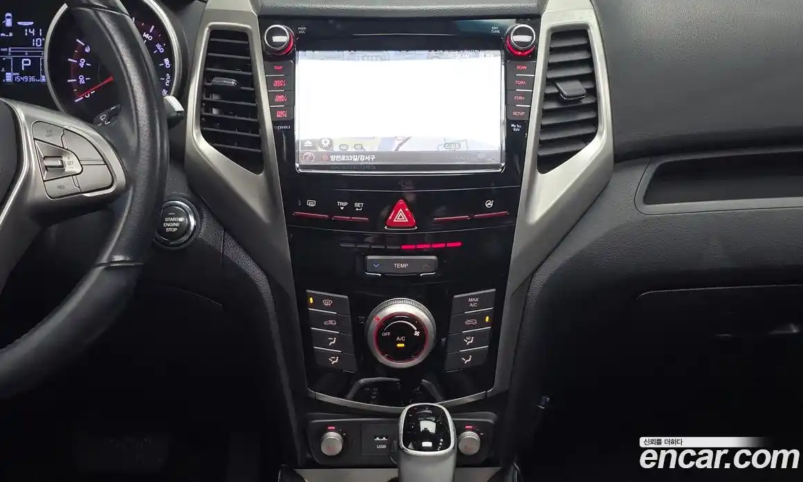 SsangYong TIBOLI 2015 1.6 Автомат в Москве № 1246200, фото 14