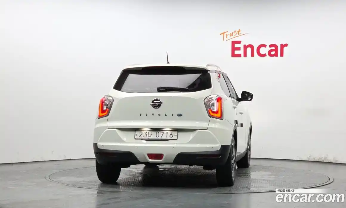 SsangYong TIBOLI 2015 1.6 Автомат в Москве № 1246200, фото 4