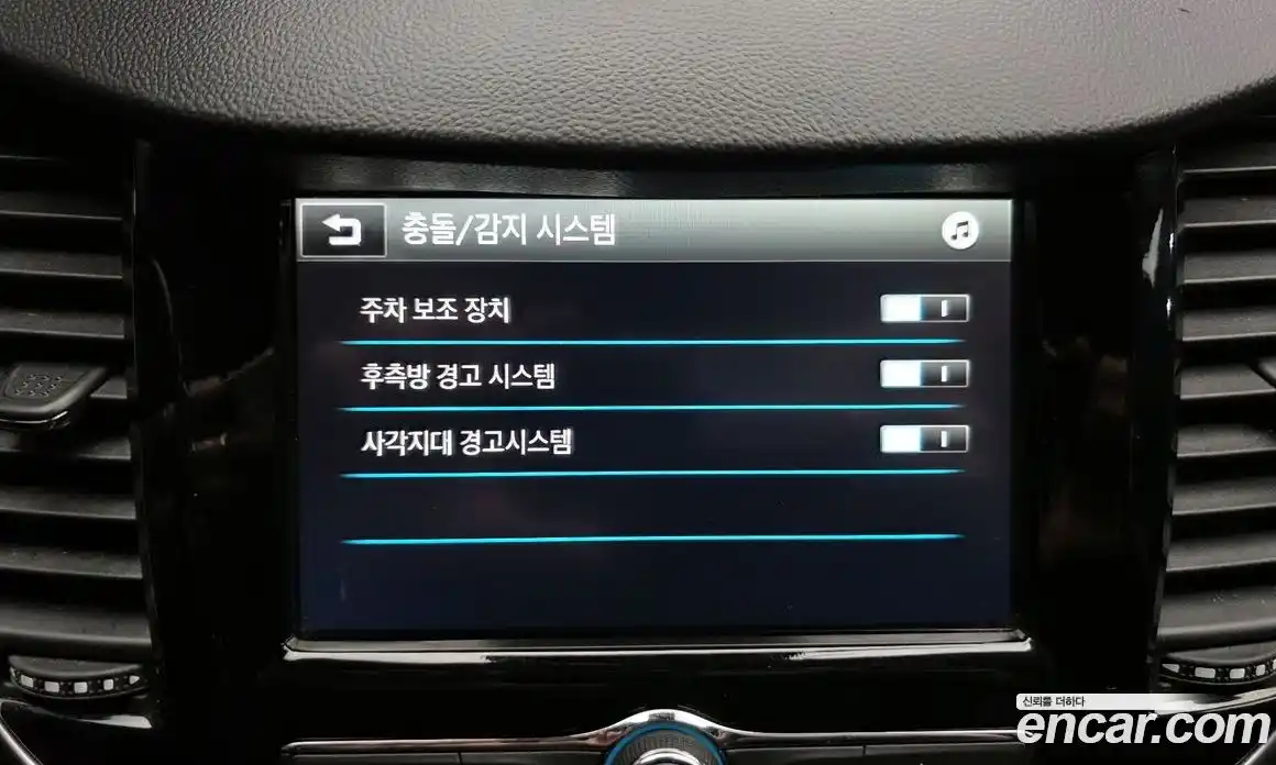 Chevrolet Trax 2018 1.6 Автомат в Москве № 1246787, фото 14