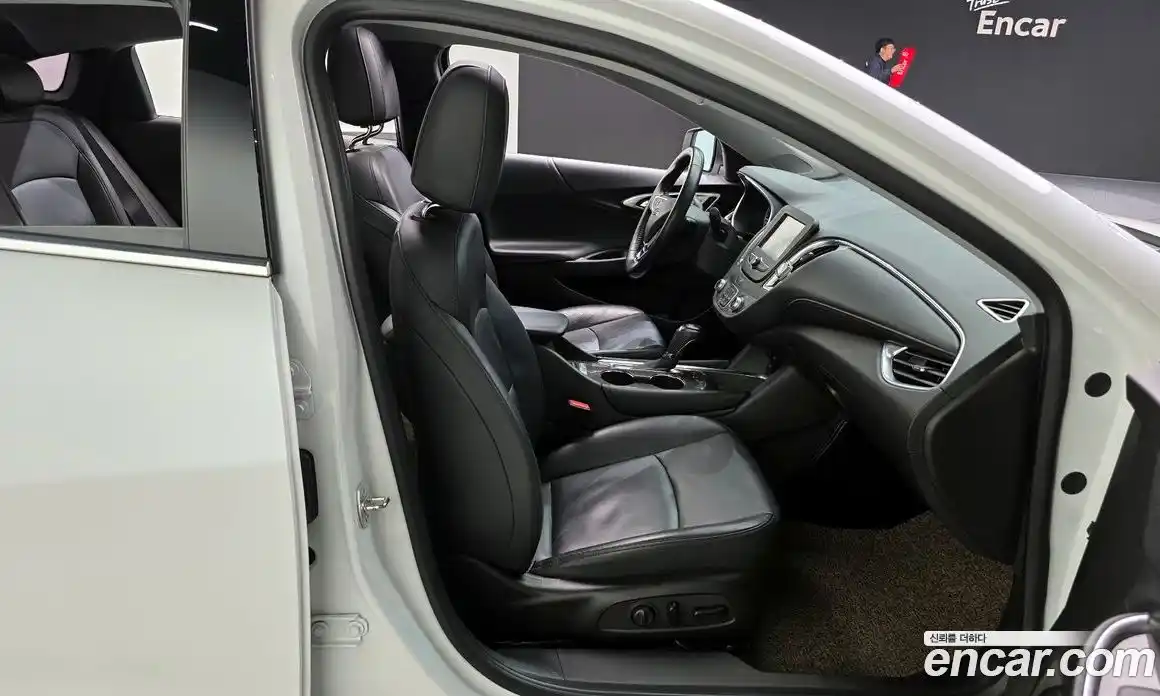 Chevrolet Malibu 2016 1.5 гидро в Москве № 1246859, фото 12
