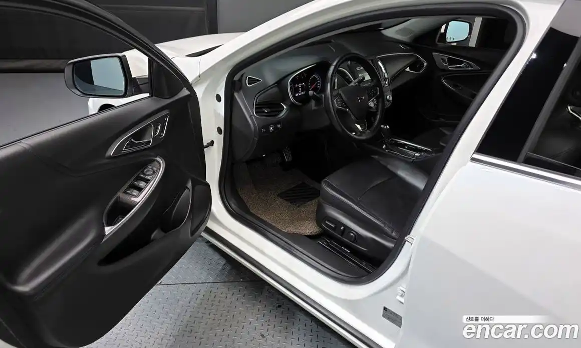 Chevrolet Malibu 2016 1.5 гидро в Москве № 1246859, фото 10