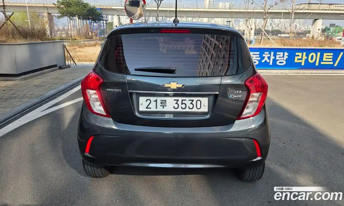 Chevrolet Spark 2017 1.0 гидро в Москве № 1247424, фото 5