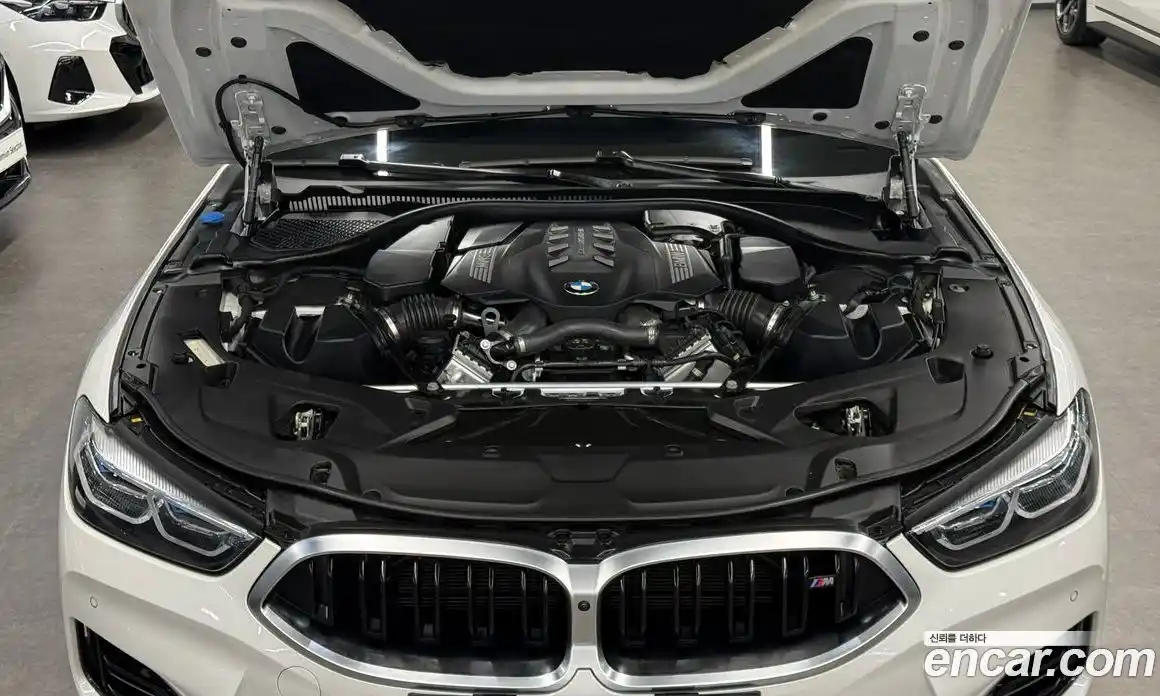BMW 8-Series 2024 4.4 гидро в Москве № 1247698, фото 6