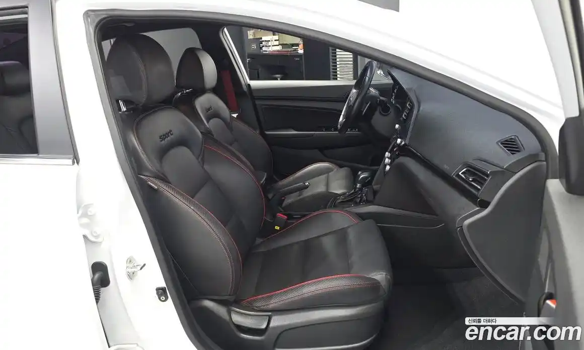Hyundai Avante 2018 1.6 гидро в Москве № 1247918, фото 11