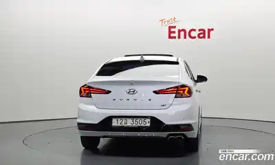 Hyundai Avante 2018 1.6 гидро в Москве № 1247918, миниатюра 4