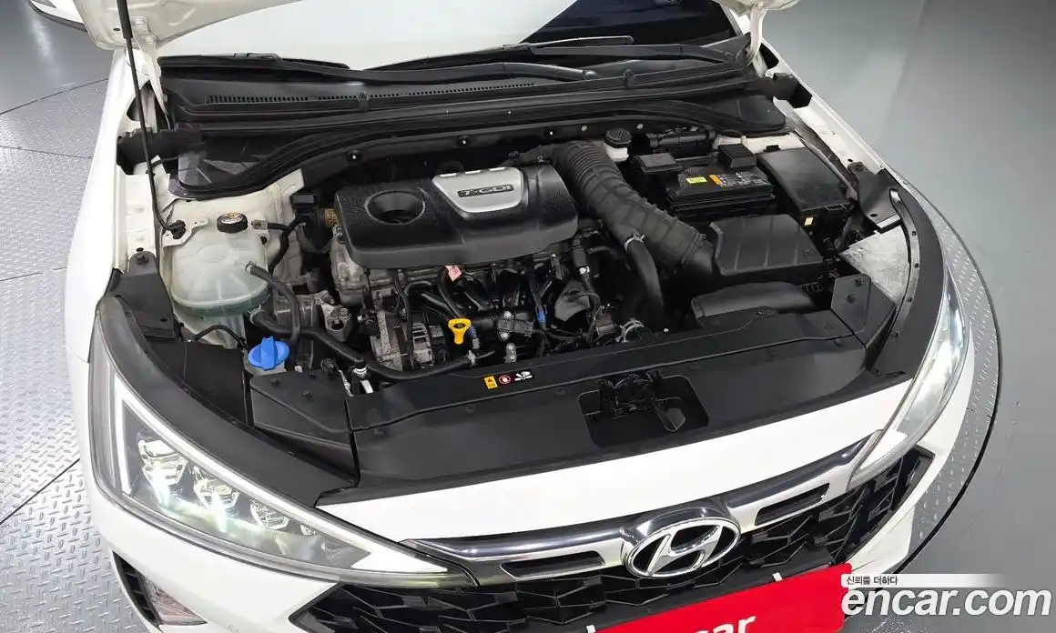 Hyundai Avante 2018 1.6 гидро в Москве № 1247918, фото 6