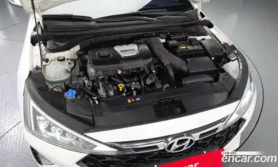 Hyundai Avante 2018 1.6 гидро в Москве № 1247918, миниатюра 6