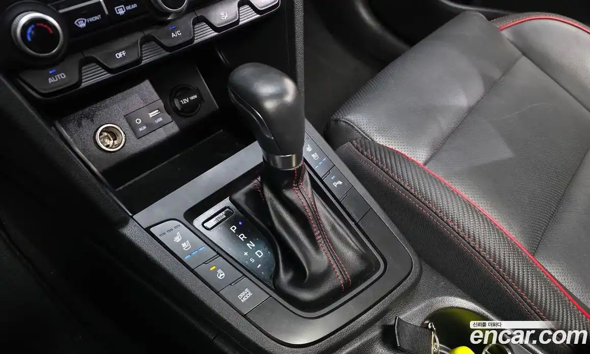Hyundai Avante 2018 1.6 гидро в Москве № 1247918, фото 9
