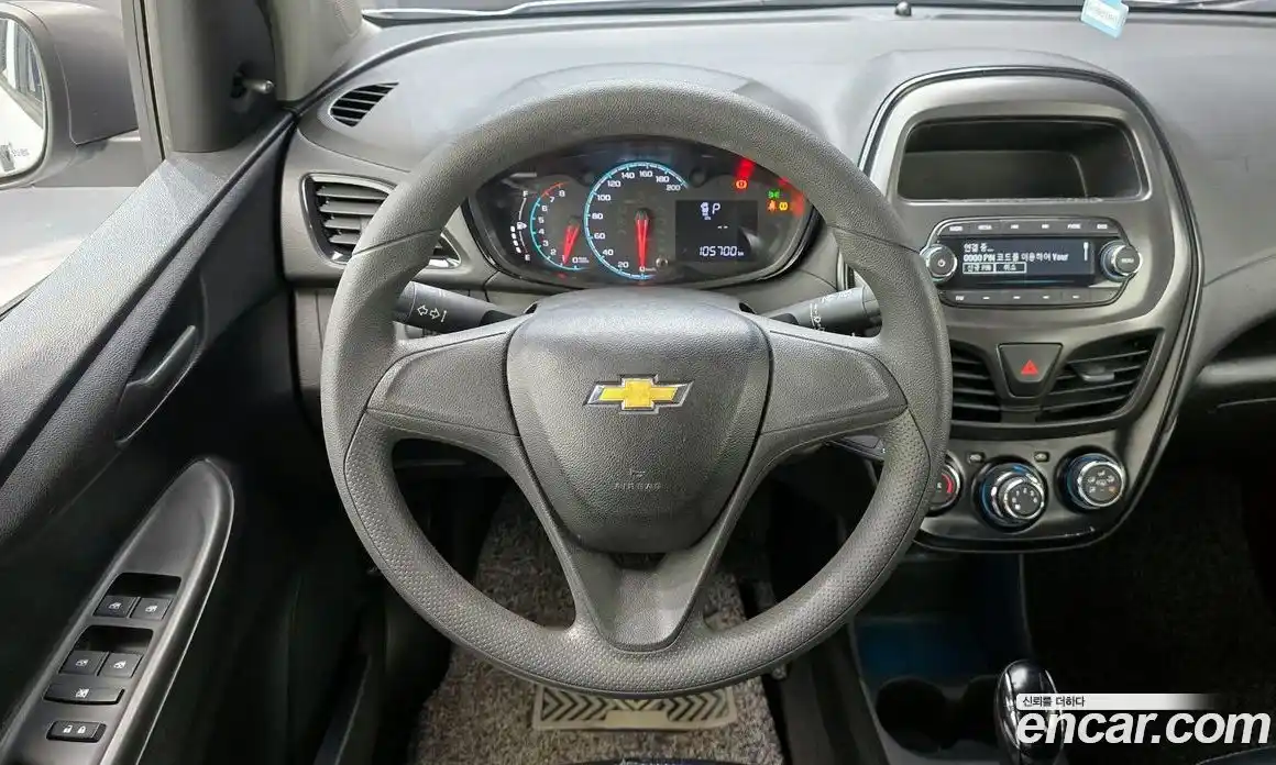 Chevrolet Spark 2015 1.0 Автомат в Москве № 1249242, фото 13