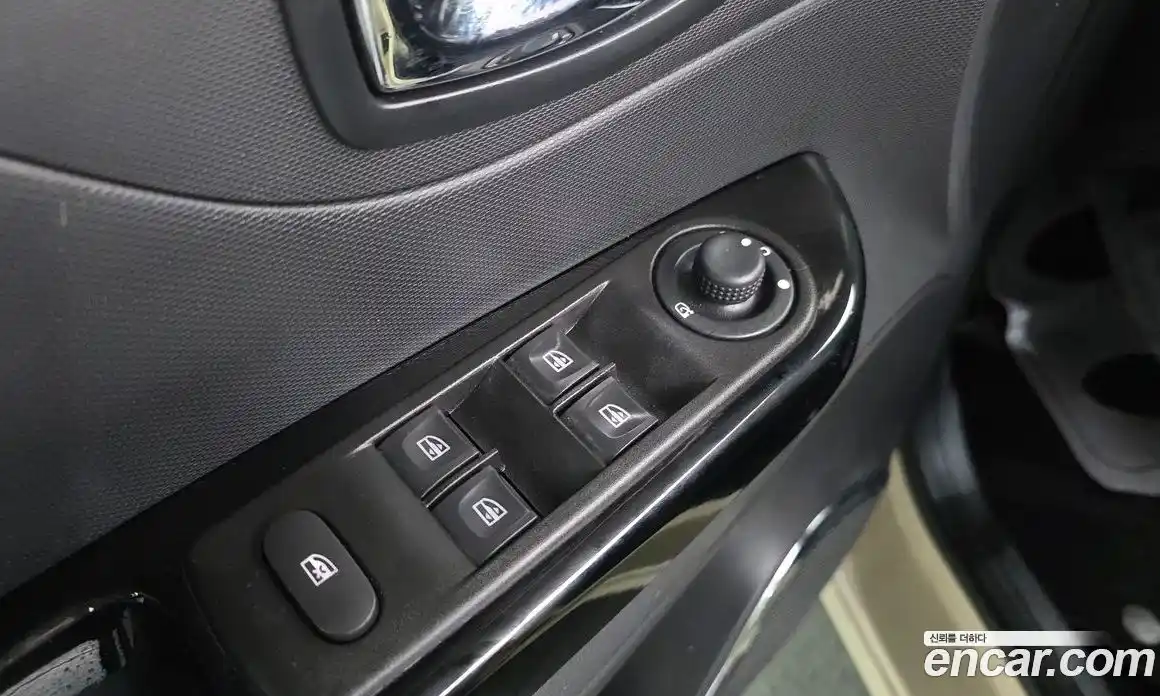 Renault QM3 2014 1.5 гидро в Москве № 1249607, фото 18