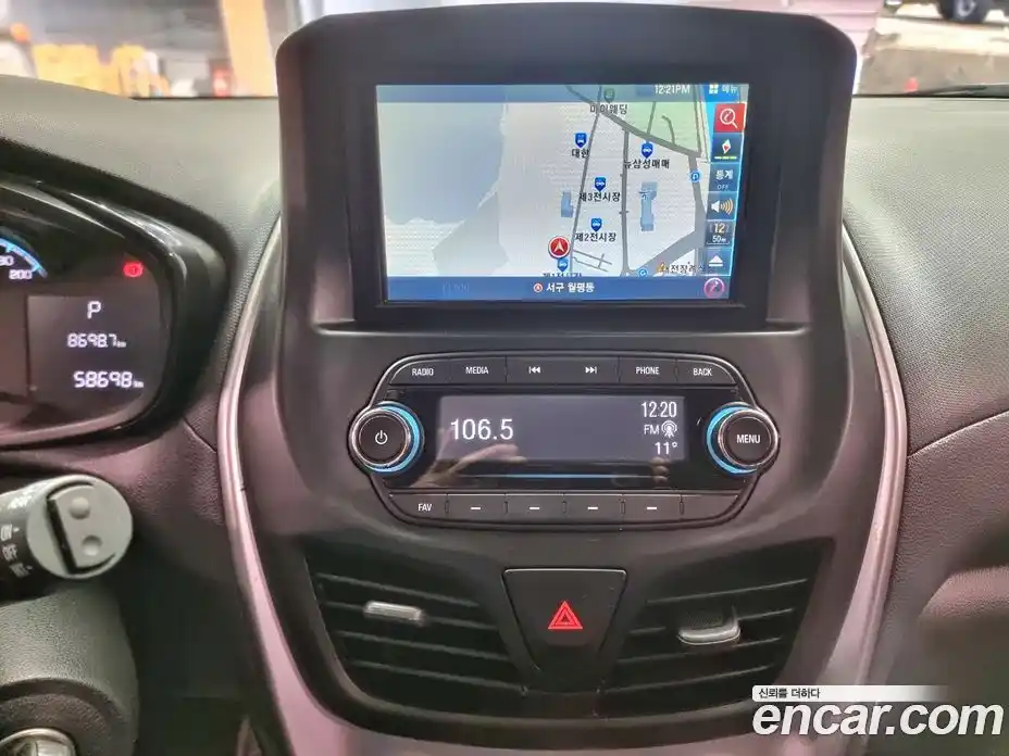 Chevrolet Spark 2018 1.0 гидро в Москве, фото 14