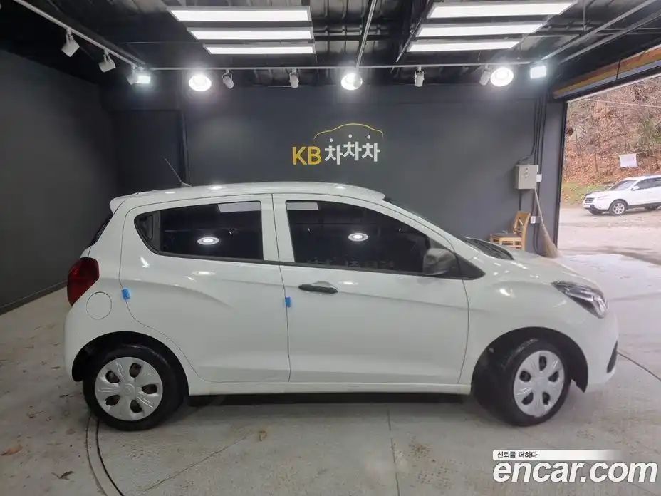 Chevrolet Spark 2018 1.0 гидро в Москве, фото 3