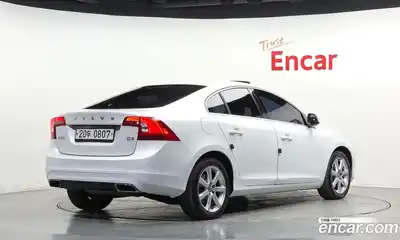Volvo S60 2015 2.0 гидро в Москве № 1250075, миниатюра 2