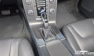 Volvo S60 2015 2.0 гидро в Москве № 1250075, миниатюра 9
