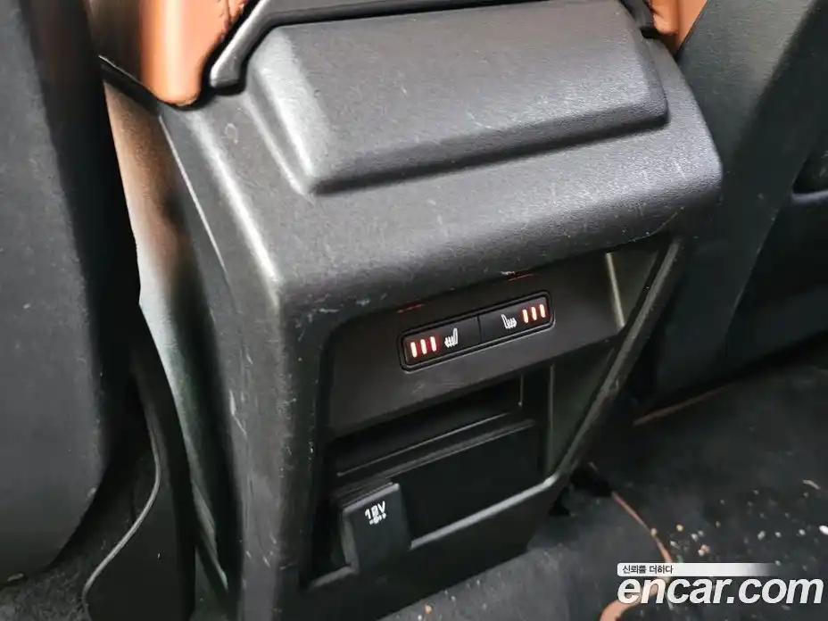 Land Rover Discovery Sport 2015 2.0 гидро в Москве № 1250646, фото 15
