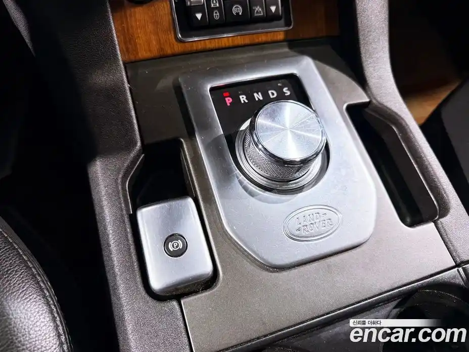 Land Rover Discovery 2014 3.0 гидро в Москве № 1250691, фото 8