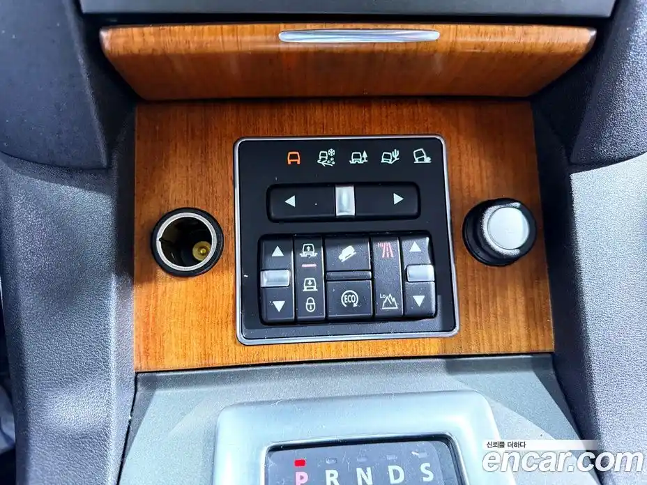 Land Rover Discovery 2014 3.0 гидро в Москве № 1250691, фото 9