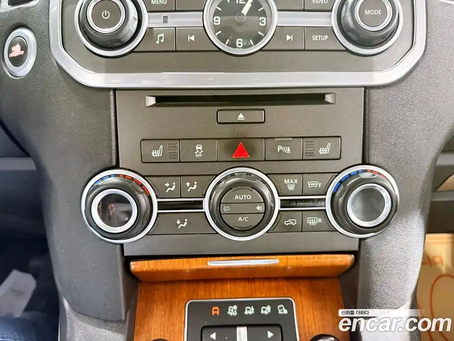 Land Rover Discovery 2014 3.0 гидро в Москве № 1250691, фото 10