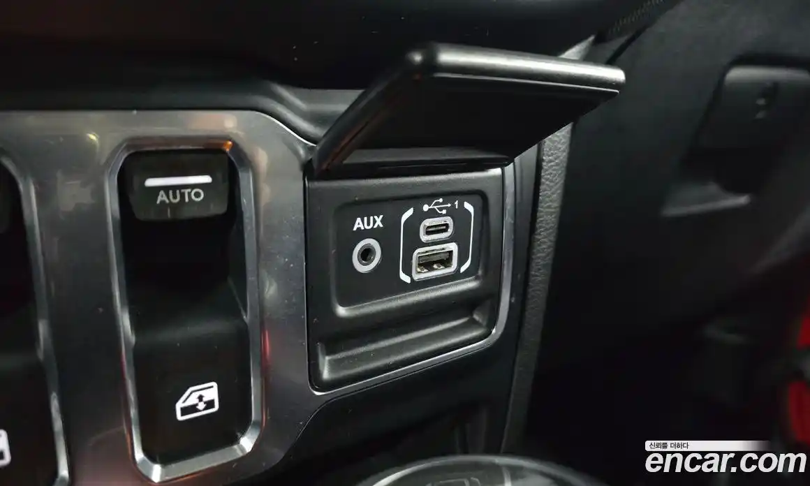Jeep Wrangler 2019 2.0 гидро в Москве № 1251697, фото 17