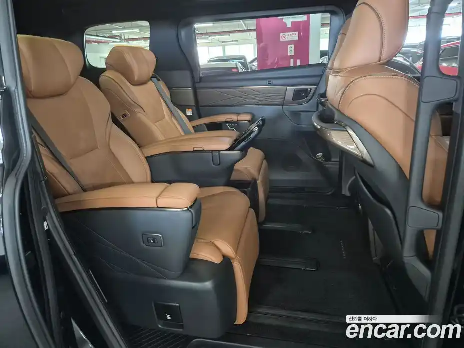 Toyota Alphard 2025 2.5 гидро в Москве № 1251886, фото 10