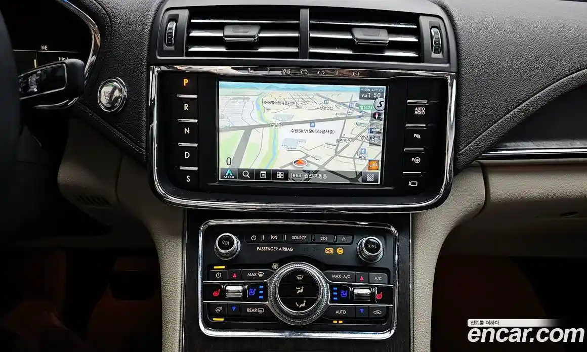 Lincoln Continental 2019 3.0 гидро в Москве № 1253069, фото 13