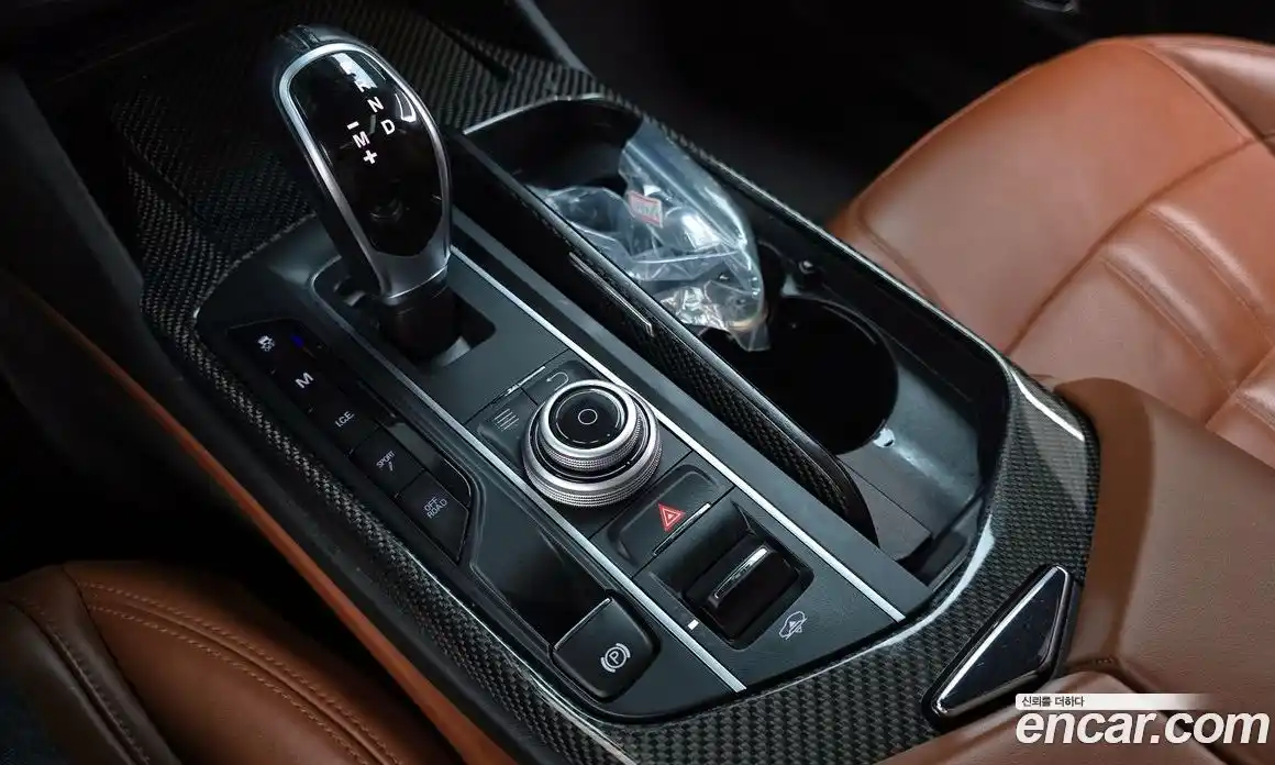 Maserati Levante 2017 3.0 гидро в Москве № 1253344, фото 9