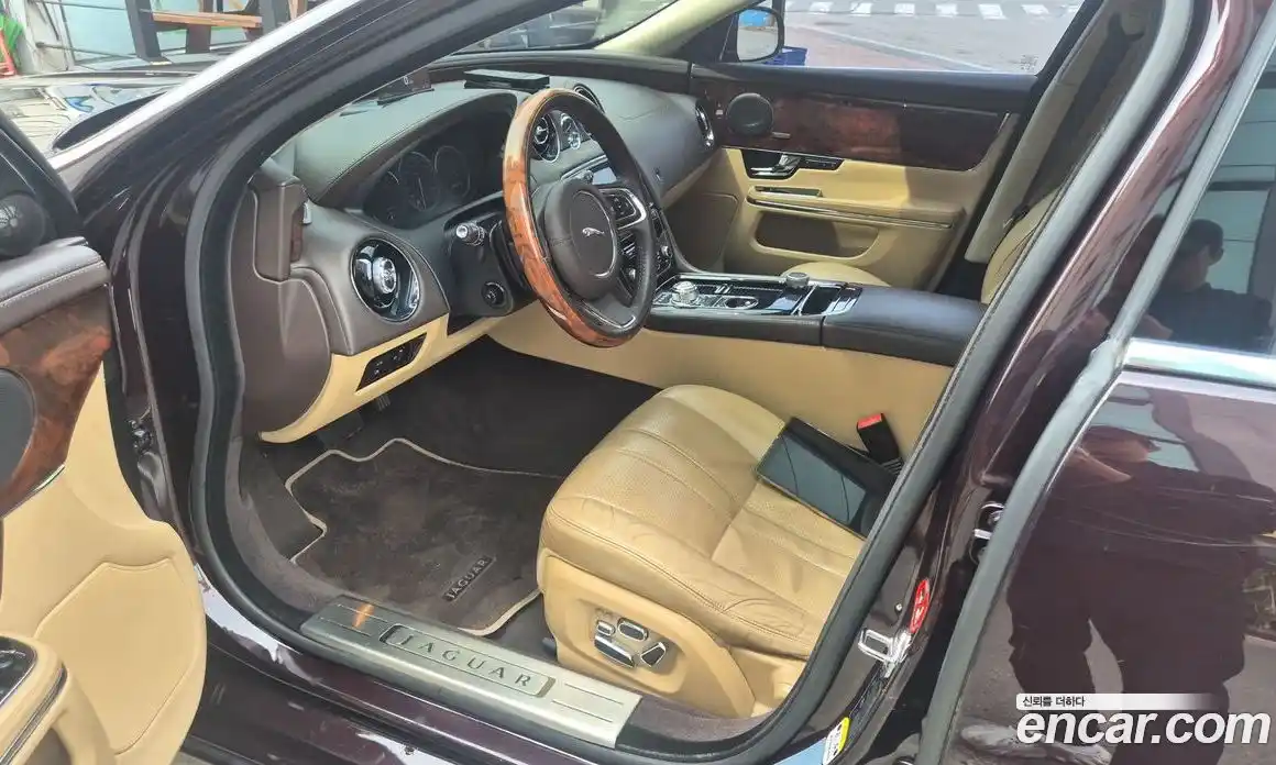 Jaguar XJ 2013 3.0 гидро в Москве № 1253520, фото 10