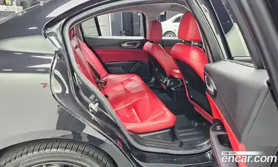 Alfa Romeo Giulia 2017 2.0 гидро в Москве № 1253829, миниатюра 12