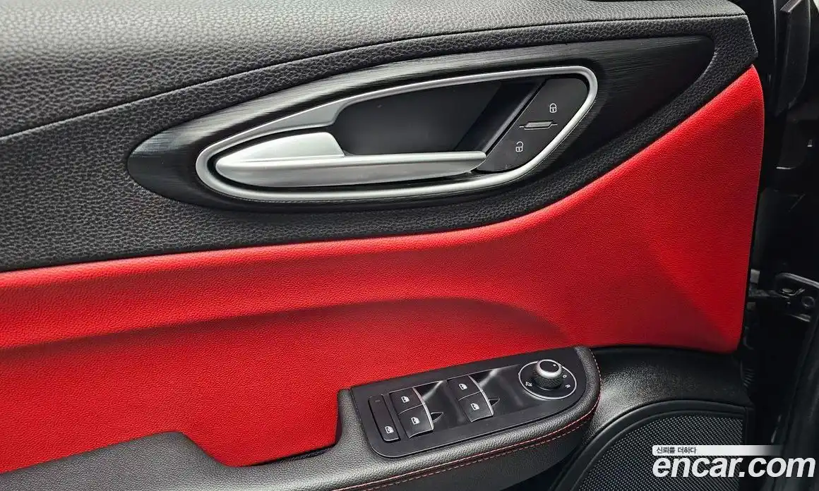 Alfa Romeo Giulia 2017 2.0 гидро в Москве № 1253829, фото 16