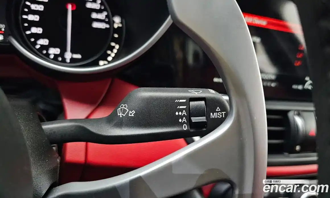 Alfa Romeo Giulia 2017 2.0 гидро в Москве № 1253829, фото 18